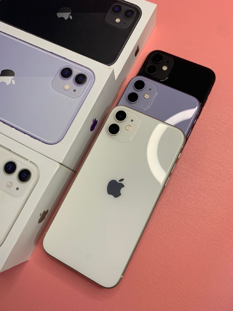 iPhone 11 – photo 2