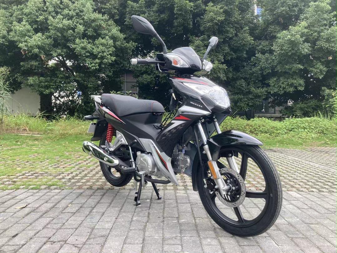 Moto disponible – modèle 21