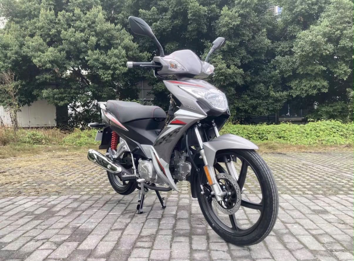 Moto disponible – modèle 32