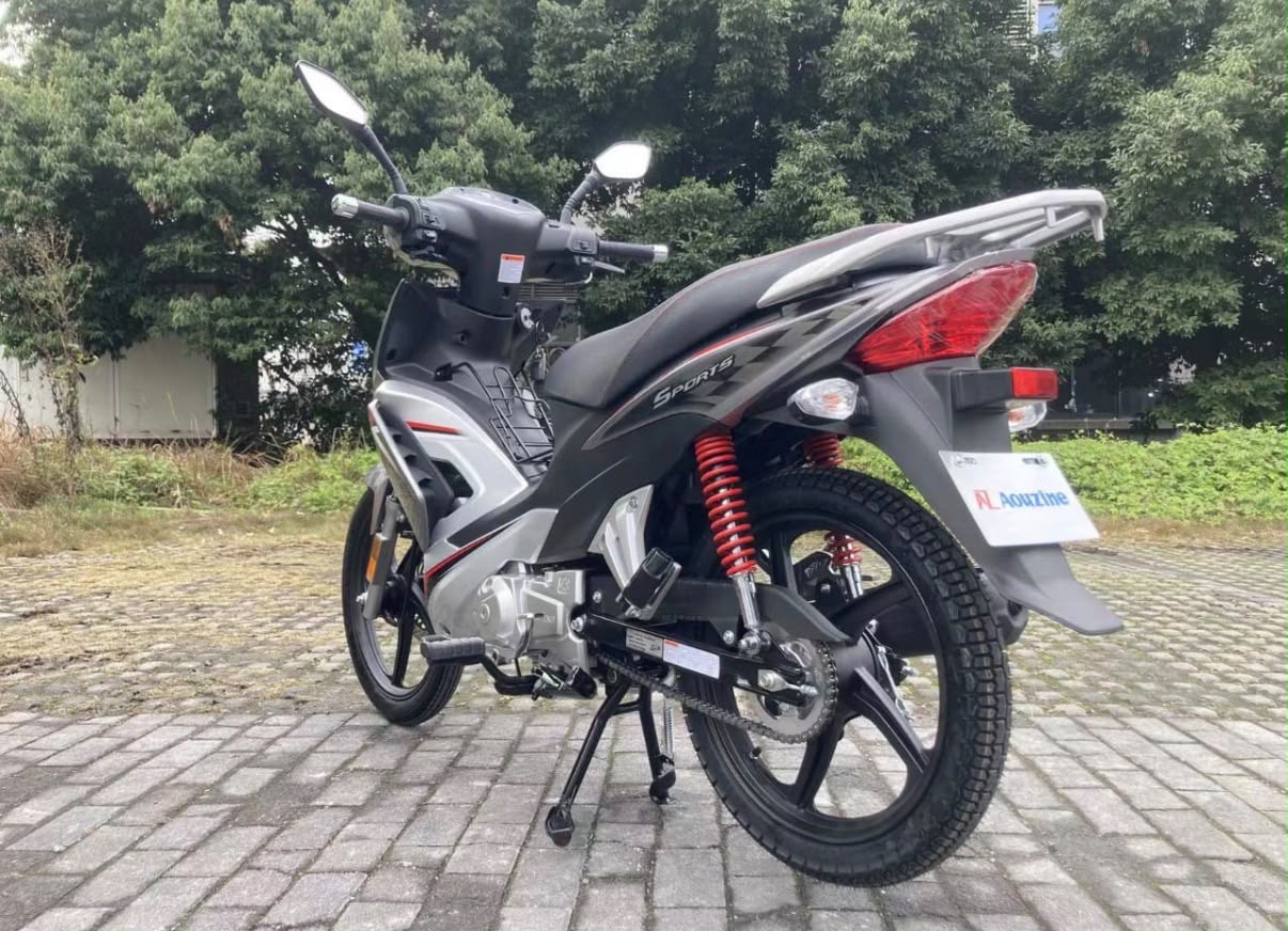 Moto disponible – modèle 37